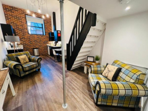 Apartment 8 Sullivan House